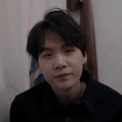 {Ꮃꂅ ᏕϮᎥլլ ϮᕱլКᎥภg ᕱꊰϮꂅᏒ ᕱլլ ?}  DM FOR RP  +18..
min yoongi...
#krp
#btsrp