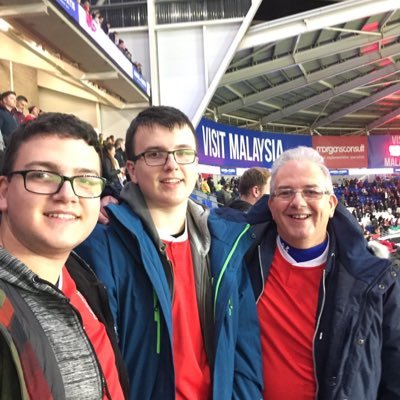 Sports obsessed accountant with a penchant for politics + interest in the arts. Father to two sons now taller than me! @Bluebird131999 and @aled_grant