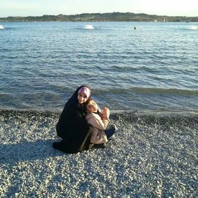 آرزو نمی کنم که بیایی
؛آرزو میکنم وقتی آمدی چشمانم شرمسار نگاهت نشود؛چون همه میدانند که می آیی