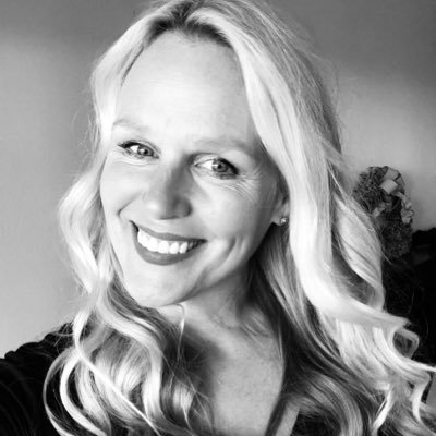 Wife to my HS sweet❤️| Mother of 3 who stole my ❤️ |PR & Marketing| candle maker |#DonateLife | Liberty University | Hebrews 12:1 | IG: elisabeth_bryson