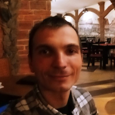 robert84157593's profile picture. joghurt