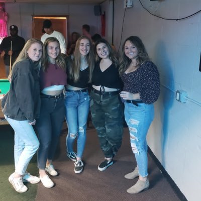 callietighe's profile picture. 