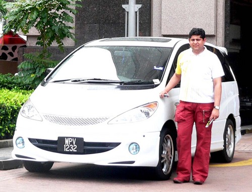 makscb's profile picture. a good listener,traveler and interpreter of what things are and why they are so..studying people is a hobby and passion for photography keeps me going.