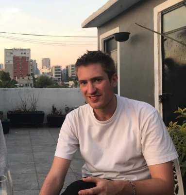 Fake_JoeyMitch's profile picture. Grad student in political science. Garage, jungle, footwork, and grime enthusiast.