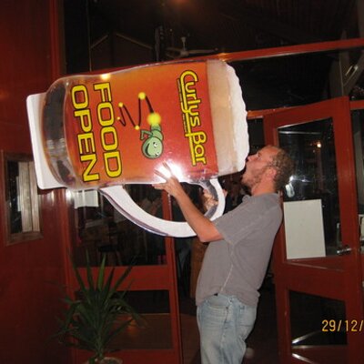 curlybhoy's profile image
