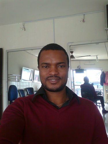 Akpoketa's profile picture. My name is Tino, a good looking guy,fun to be with,i care about other poeple problems and lots of other sturfs you can enjoy with me. Cheers people!!!