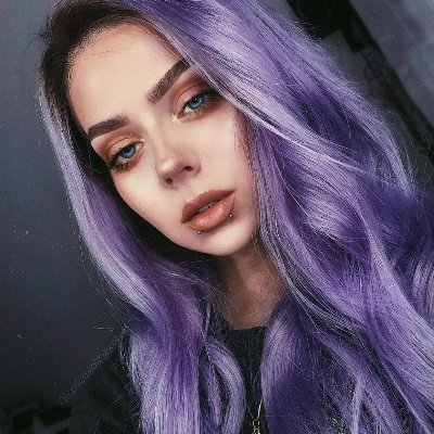 iamtriiinaa's profile picture. Travel. Sinner saved by Grace 👆🏻😇