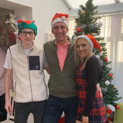 Father of two beautiful children..Albion till I die..golf and pool player..live ❤️ laugh ❤️ love