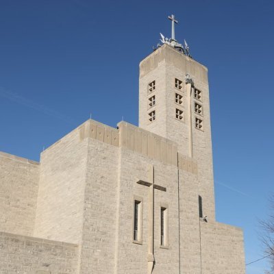 We are the Roman Catholic Community of Holy Cross Parish, sharing in God’s love and striving to exemplify Christ’s life through our actions.