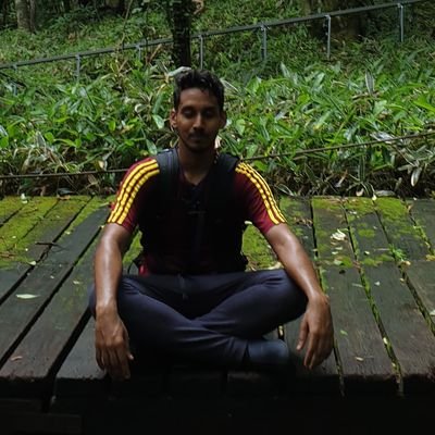 Muhdazharfairus's profile picture. Random tweets about random stuff. Uniquely strange.