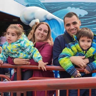 Passionate about IT and helping others. i get great satisfaction from helping others. I'm a husband, dad of two childs. a jock and a geek. MCP Azure/Skype/W2012
