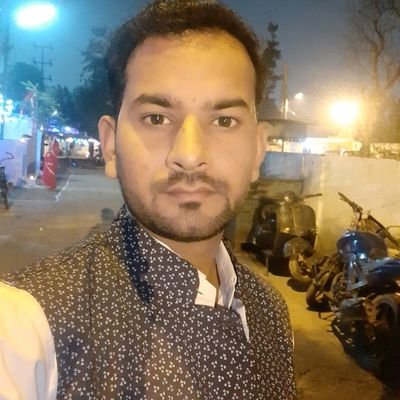Apne Man Ki Baat Kahane ka ek bahut accha sadhan hai Twitter Humko jo bhi Kahana hai Jisko bhi batana hai Hi Pita Ke jarie Sab Kuchh bata sakte hain