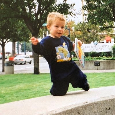 outomla's profile picture. graph go brrrrr