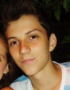 Prazer eu sou um cara cheio de defeitos!