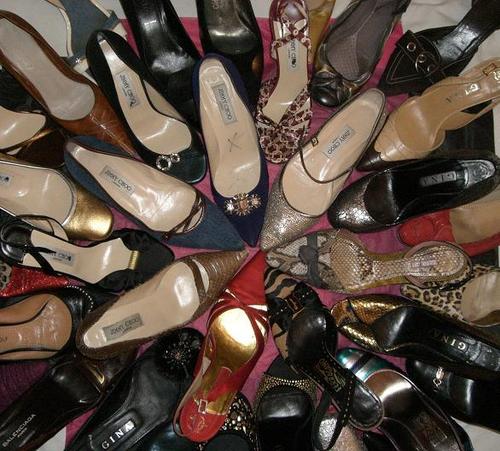 Love a good sample sale! Always on the hunt for the ultimate bargain...