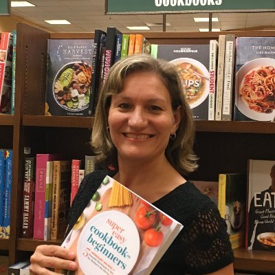 #NJ #cookbook author/ blogger/ wife/ mom/ #foodie. I'm all about #recipes, #cooking tips, #restaurants & #foodtravel. Reach me at jerseygirlcooks@comcast.net