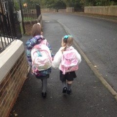 LouiseTwilight's profile picture. 