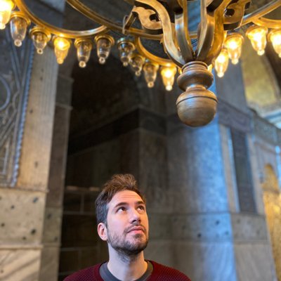 IsikOzturkeri's profile picture. Curious