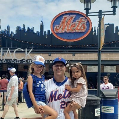 Alexa & Olivia's Daddy | The Love of Katie's Life | Proud employee of the same company for over half my life |  Let's Go Mets!! | J-E-T-S!!
Thoughts are all me!