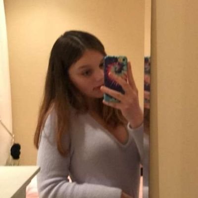 xFloreDx's profile picture. Breeding slut ready to be fucked hard and locked up in a cage!