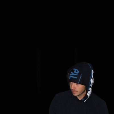 HyLoRoYaL's profile picture. 