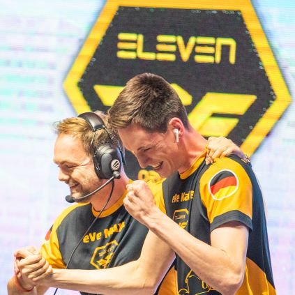 Co-Leader at @eleven_original || COC Worlds 2020 Finalist! 🏆 || 
ESL Th12 Cup Winner! 🏅