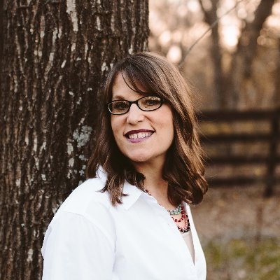 bookloverspizza's profile picture. I love books, food and people. 
@BookSparks #BookShark