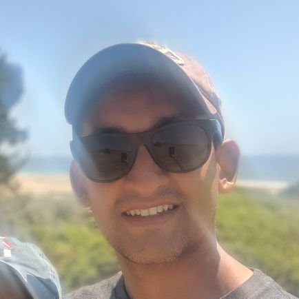 ad004f's profile picture. adventures with family and new ventures in tech