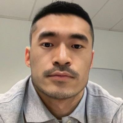 Mackzhang5's profile picture. smiple and easy going person