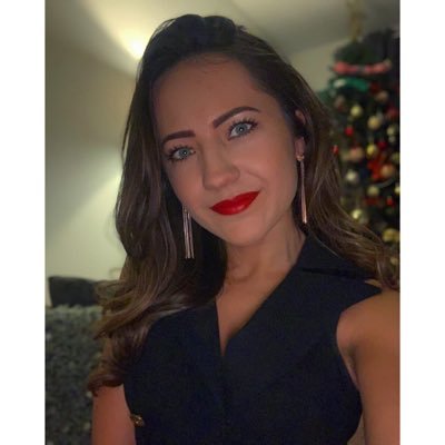 hollybubs's profile picture. Yacht Broker