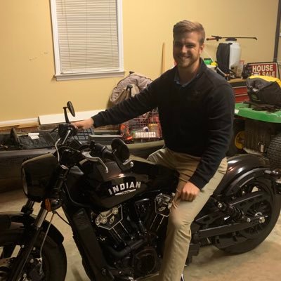 JNewell1412's profile picture. UNCC Alumn