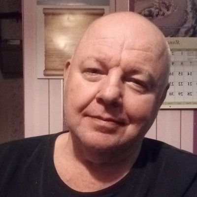 Mf1C25RkhcMODvC's profile picture. Да.