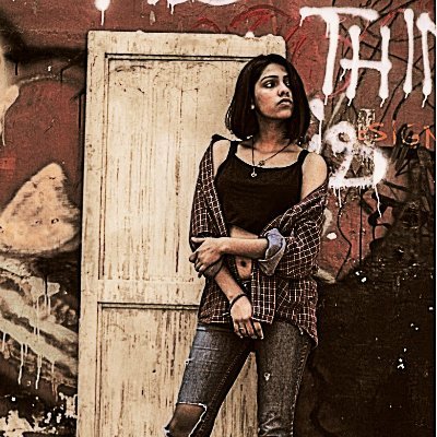 YolandaChandra9's profile picture. 🔥 50% Indian 50% British 100% Hustler
🔥 I'm making money online every day on eBay
🔥 Learn how here 👉https://t.co/lZOTdRWf5S…