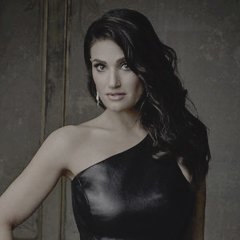 your daily source of idina menzel
