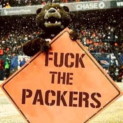 chicago bears are the best, fuck the rest,also like blackhawks,chicago bliss,& I had an awesome wife #BearDown & oilfield trash,