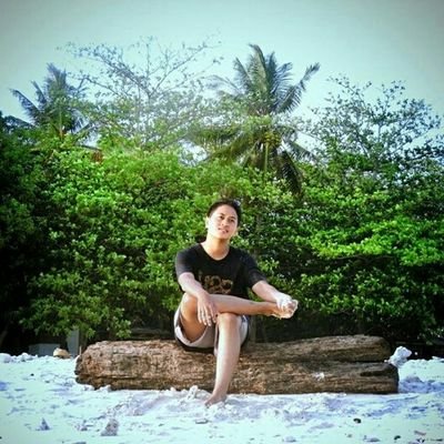 ceban_pertalite's profile picture. tidak sejalur dengan anda