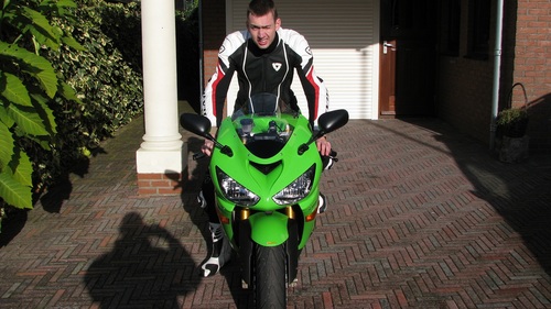 RicardoBlauw's profile picture. Systeembeheerder, totaal verslaafd aan het motorrijden