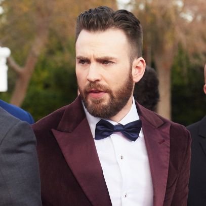 in love with daisies and chris evans' hair