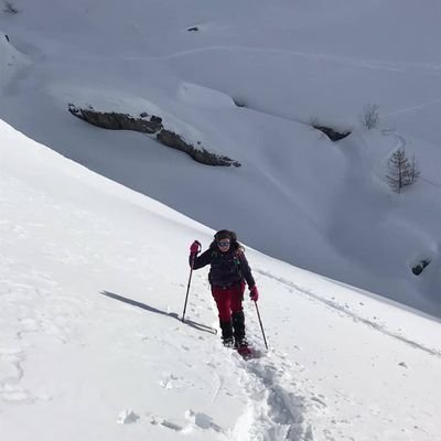 Fisioterapista. Alpinista. Biker. Buddista SGI.