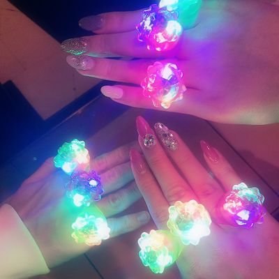 とあるバンギャちゃん 天照 軽く練習した時の動画 ヘドバンの振りかぶりを確認してるだけなんだけど何か笑えるやつwww