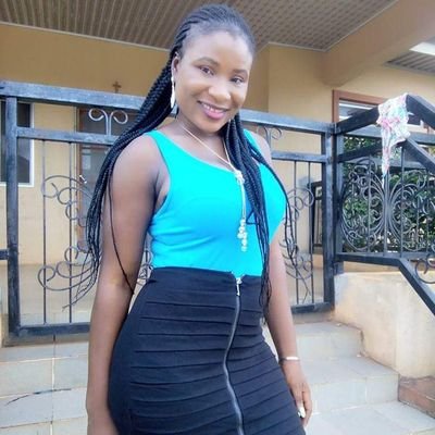 ModelUzoh's profile picture. 