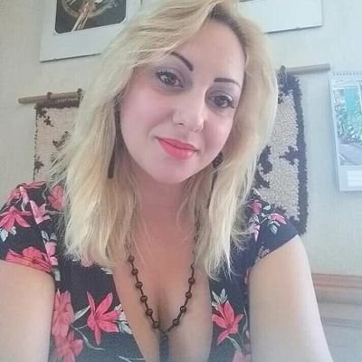 LoulaSandrine's profile picture. bah moi je suis a la recherche d'un homme sérieux pour mieux lui convie ma vie