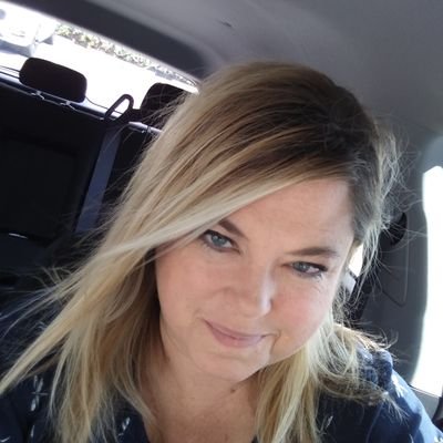 HeatherWakley's profile picture. Political News Fashion & Beauty