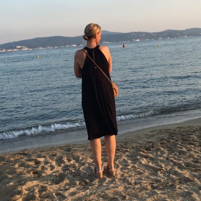 KRottenbacher's profile picture. Freiberufliche Lektorin für #rowohlt, #ullstein, #penguin, #btb, #lübbe. Berlin. 3 Kinder. Duden & Nagellack & Nougatschokolade. #noafd