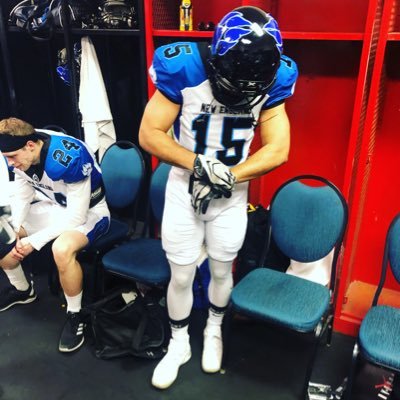 ⭕️Former Professional Football player ⭕️ 🐺 2x All-American WR. ⚾️ 🏈🏀 TWITCH AFFILIATE 🎮