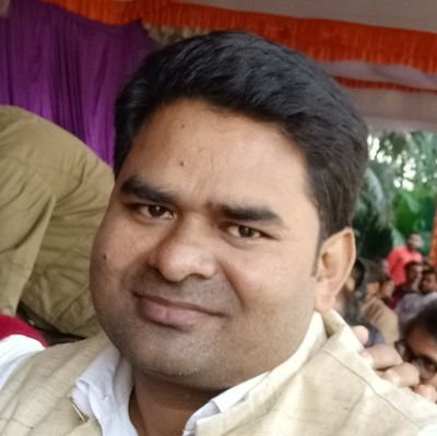एकेडमिक डाईरेक्टर प्रकाश इस्टयूट प्रयागराज (इलाहाबाद),सामाजिक कार्यकर्ता एवम शिक्षक ,भाजपा महानगर सहसंयोजक शिक्षण संस्थान