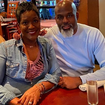 CamilovenChrist's profile picture. Wife, mother, Christ-follower, daughter, sister, friend.❤️💜❤️