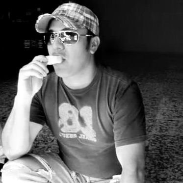 dinkolat's profile picture. 
