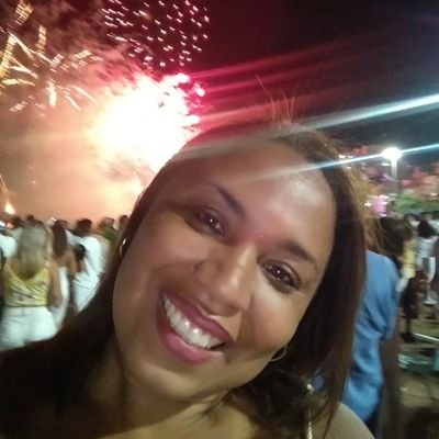 Viviliryamanoel's profile picture. 