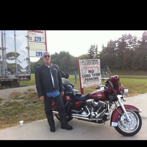 Retired Navy. Dabble in magic, ride Harleys, Civil War reenactor. Employed at the Chillicothe VAMC, Chillicothe, Ohio.